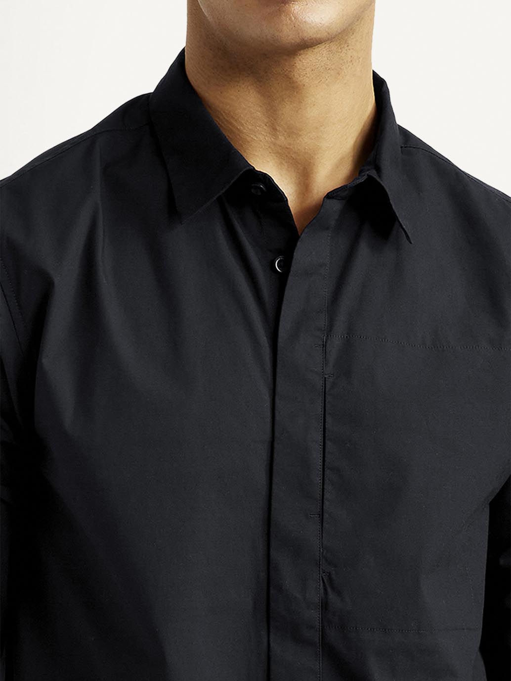 Men's Redloop Solid Black Slim Fit Shirt - Detail View