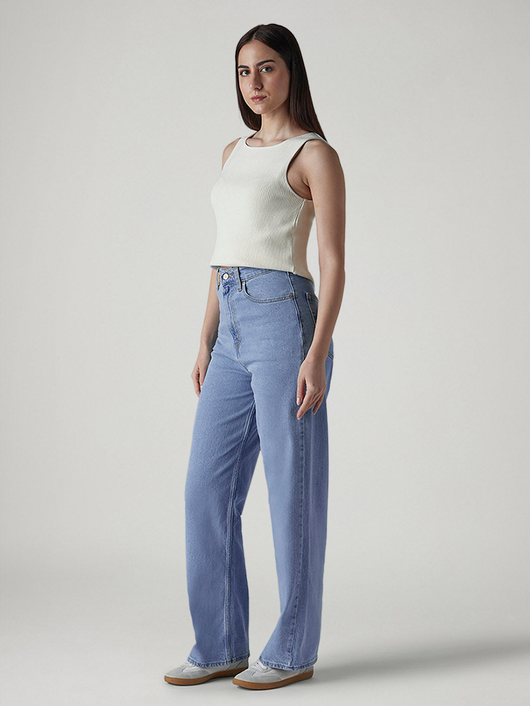 Women's Light Indigo Loose Fit High Rise Jeans - 20 View