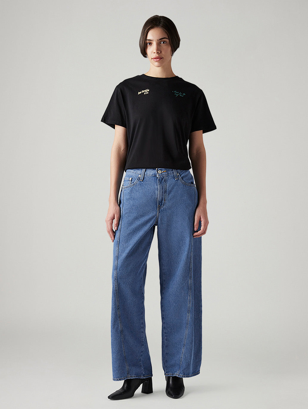 Women's Blue XL Straight Loose Fit Mid Rise Jeans - Front View