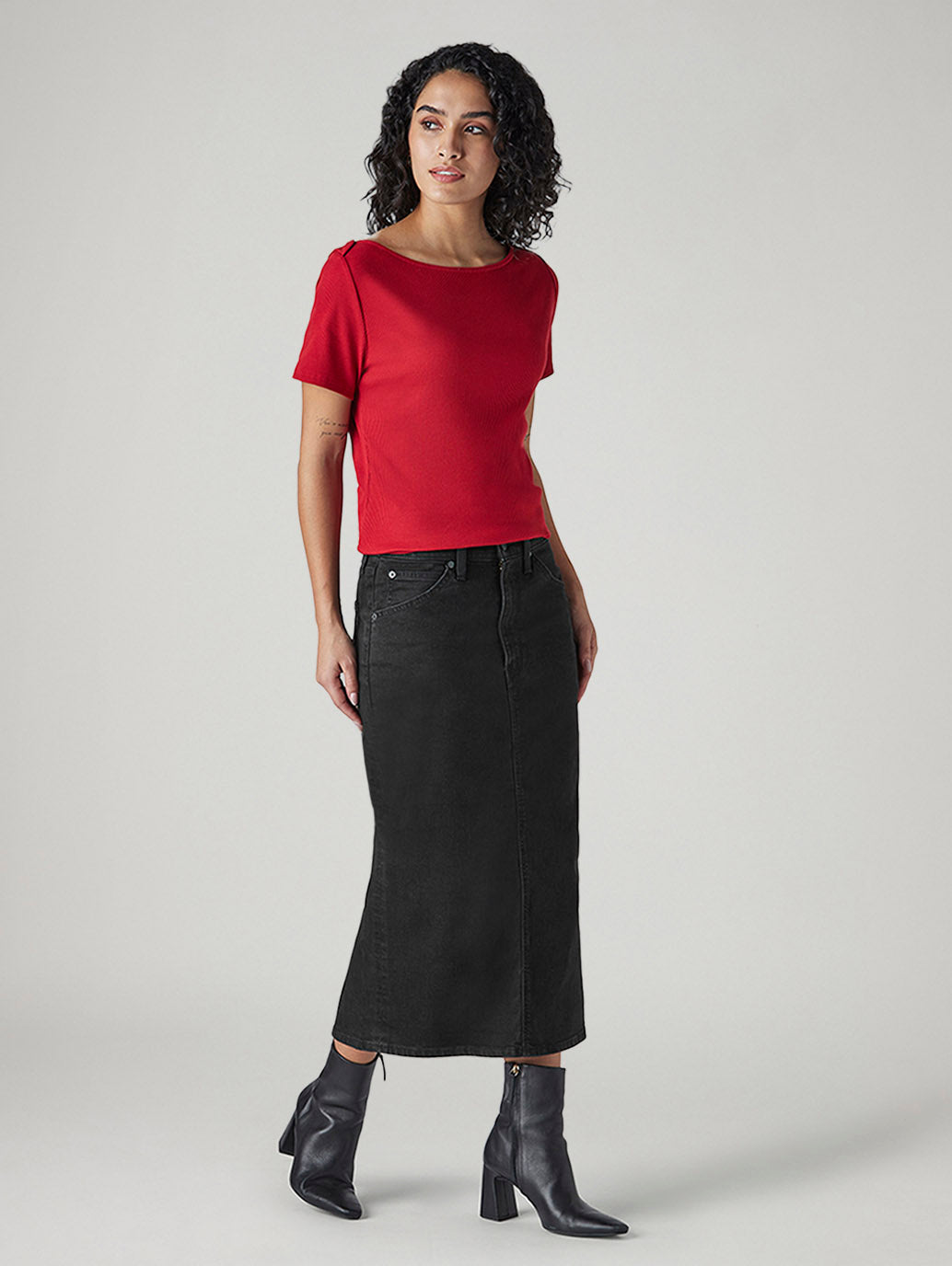 Women's Black Regular Fit High Rise Skirt - 20 View