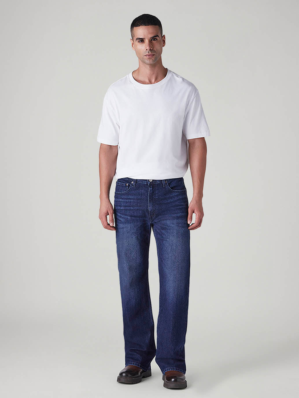 Men's 567 Indigo Bootcut Fit Mid Rise Kooltex Jeans - 20 View