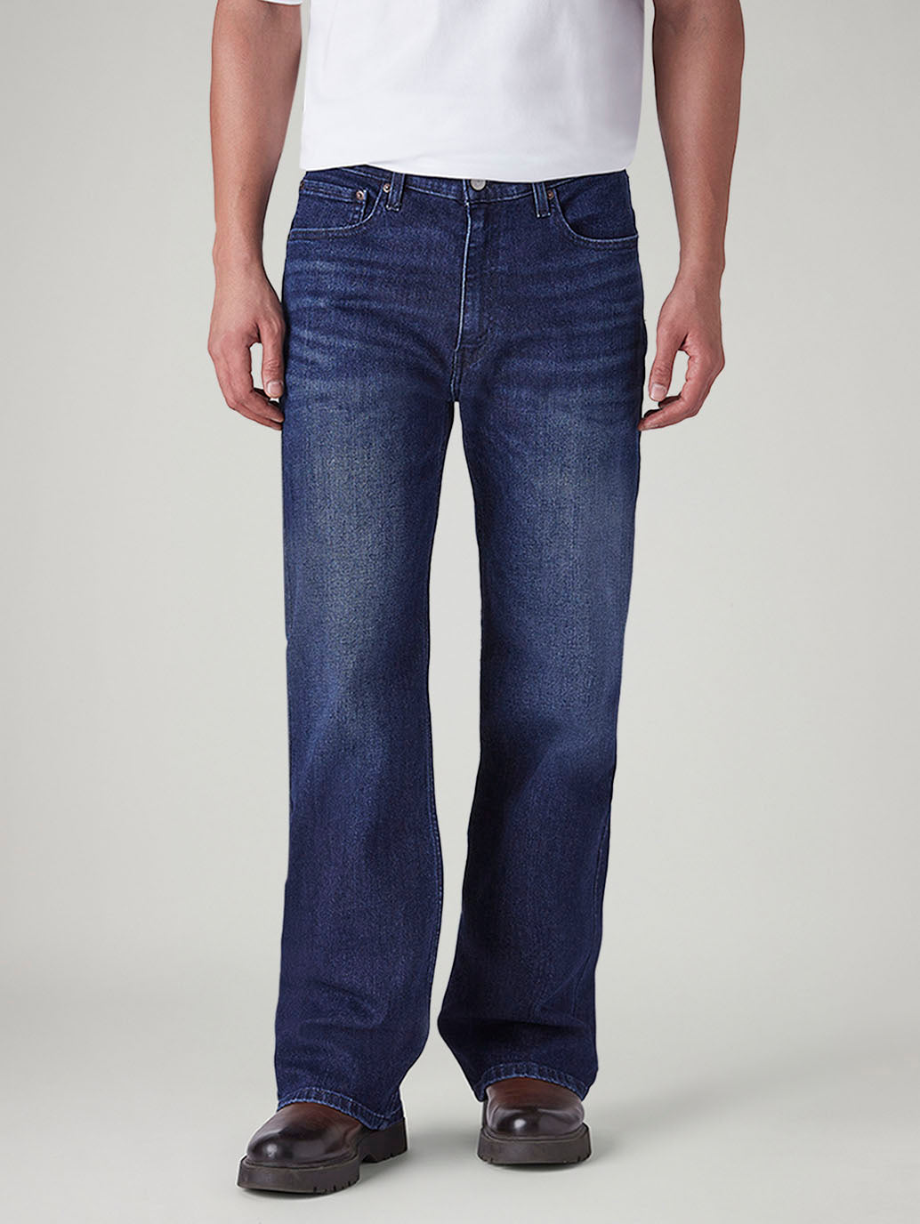 Men's 567 Indigo Bootcut Fit Mid Rise Kooltex Jeans - 20 View
