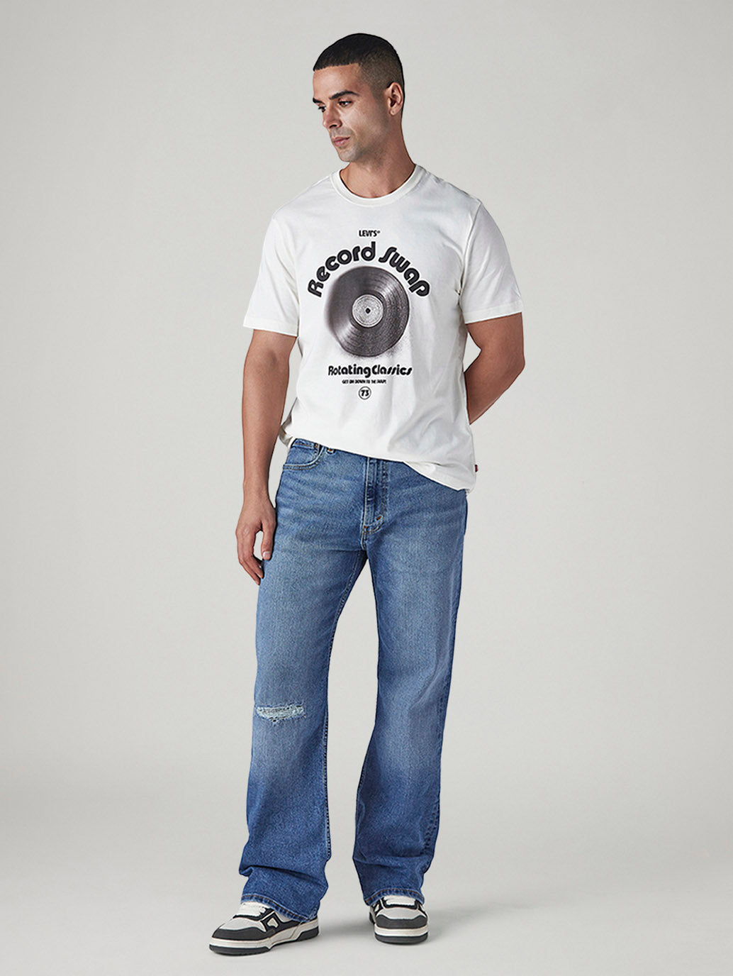 Men's 567 Blue Bootcut Fit Mid Rise Jeans
