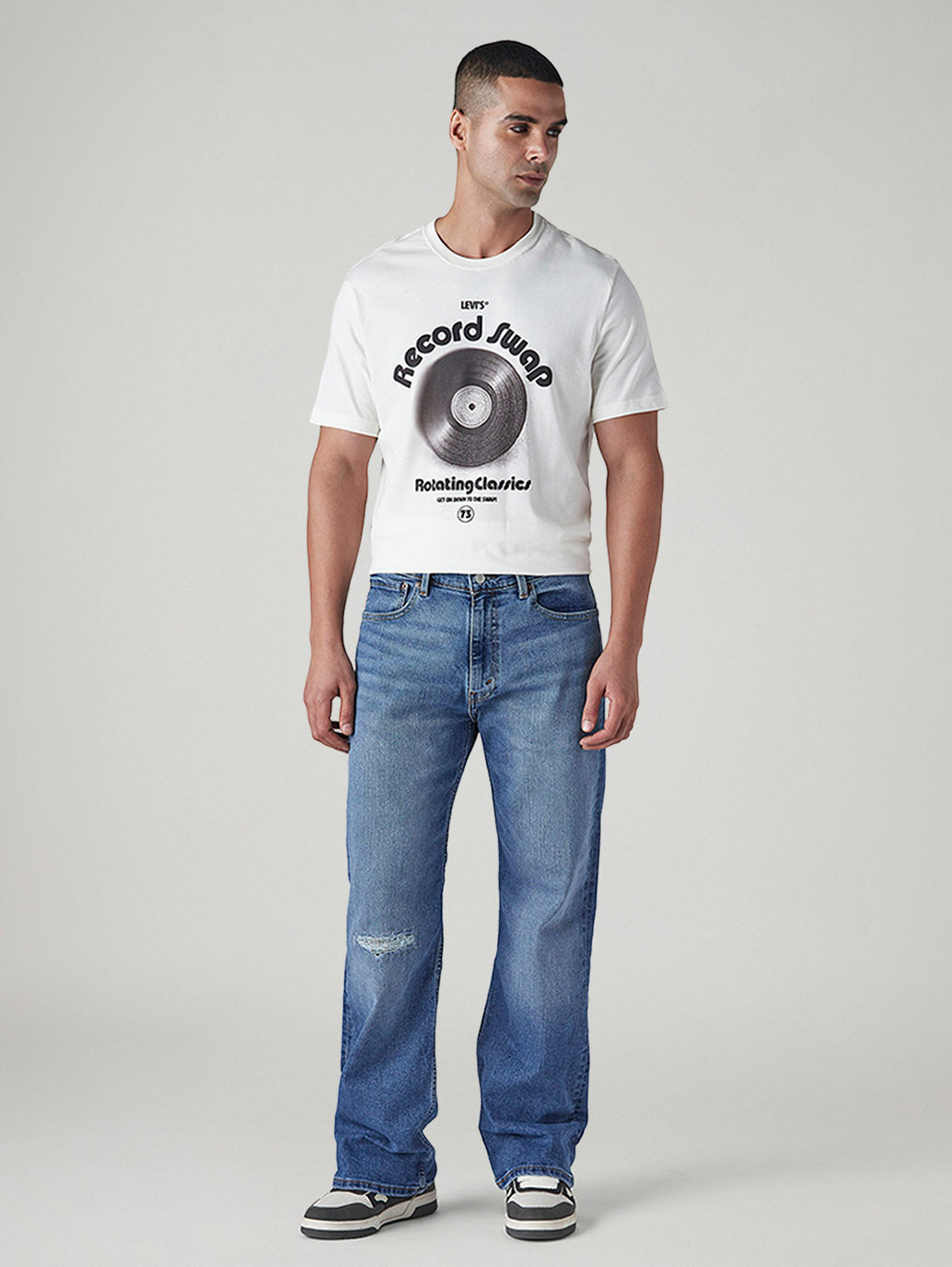 Men's 567 Blue Bootcut Fit Mid Rise Jeans - Front View