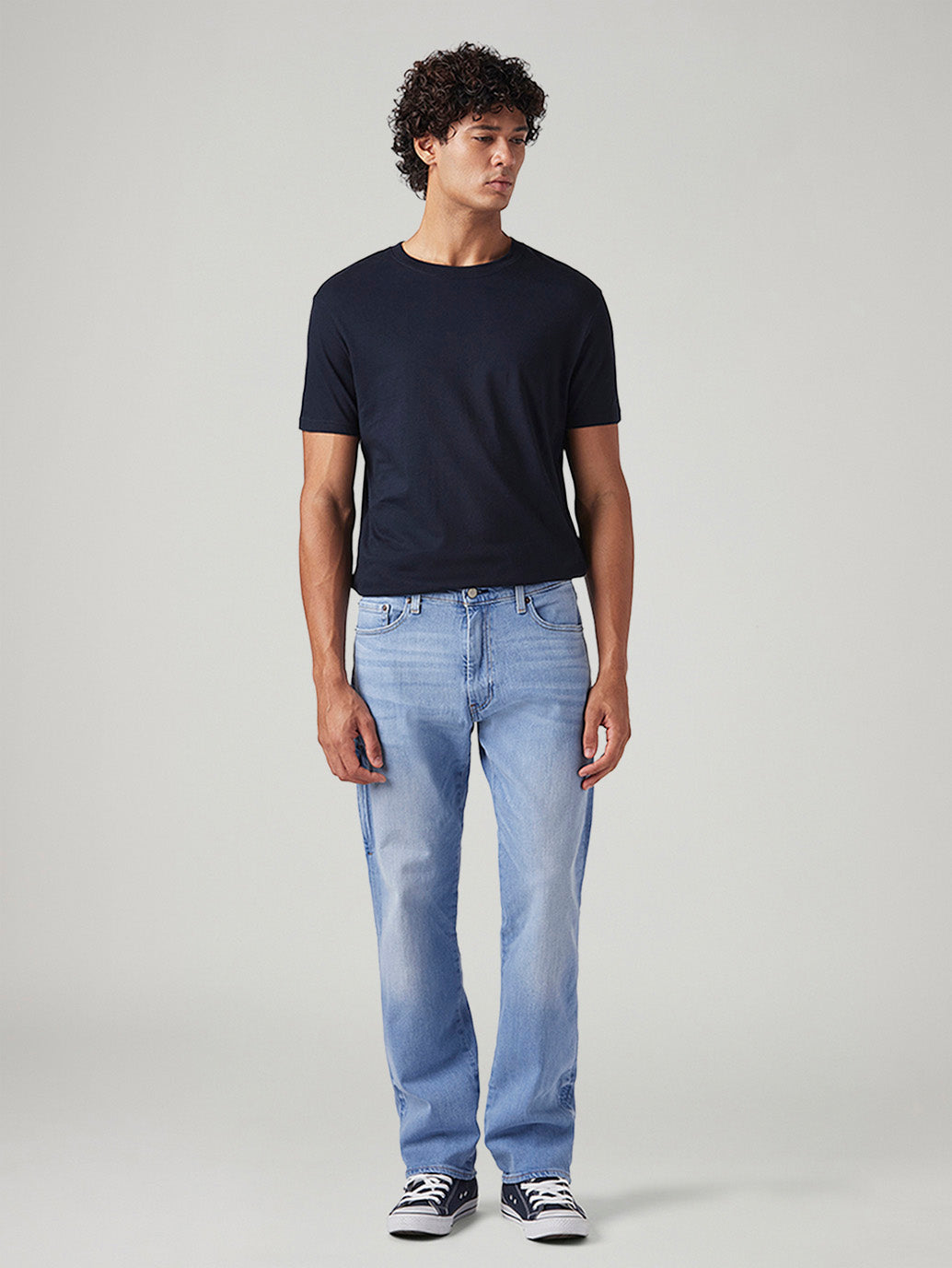 Men's 555 Light Blue Relaxed Straight Fit Mid Rise Commuter Jeans - Front View