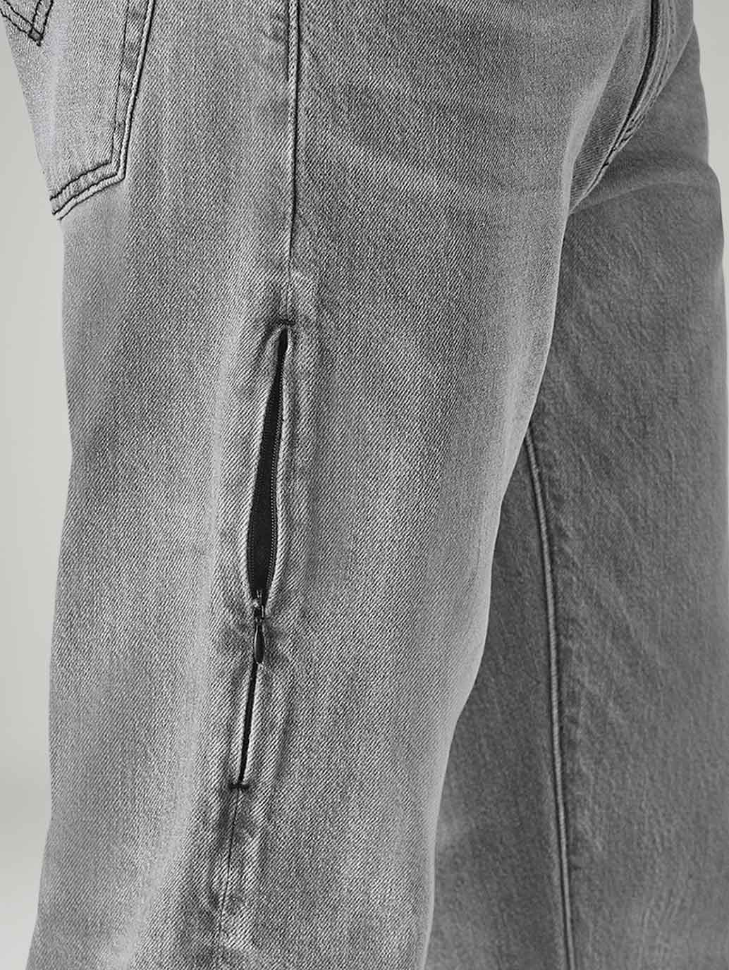 Men's 555 Grey Relaxed Straight Fit Mid Rise Commuter Jeans - Detail View