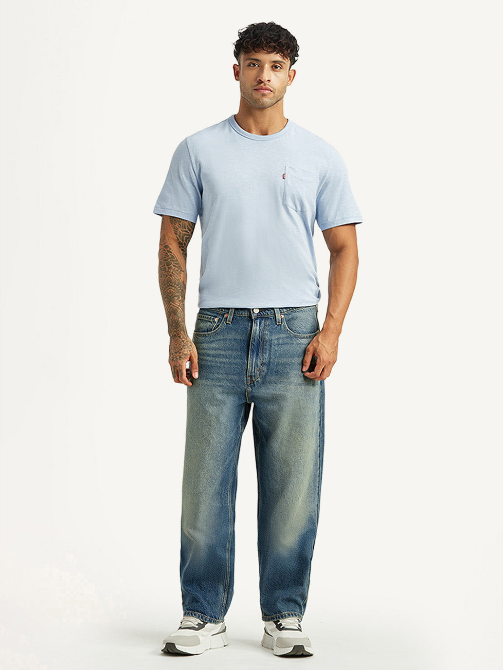 Men's Tinted 568 Blue Loose Fit Mid Rise Jeans - Front View