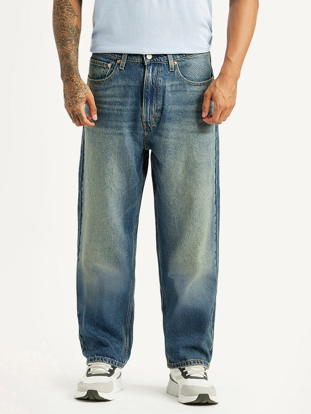 Men's Tinted 568 Blue Loose Fit Mid Rise Jeans - Front View