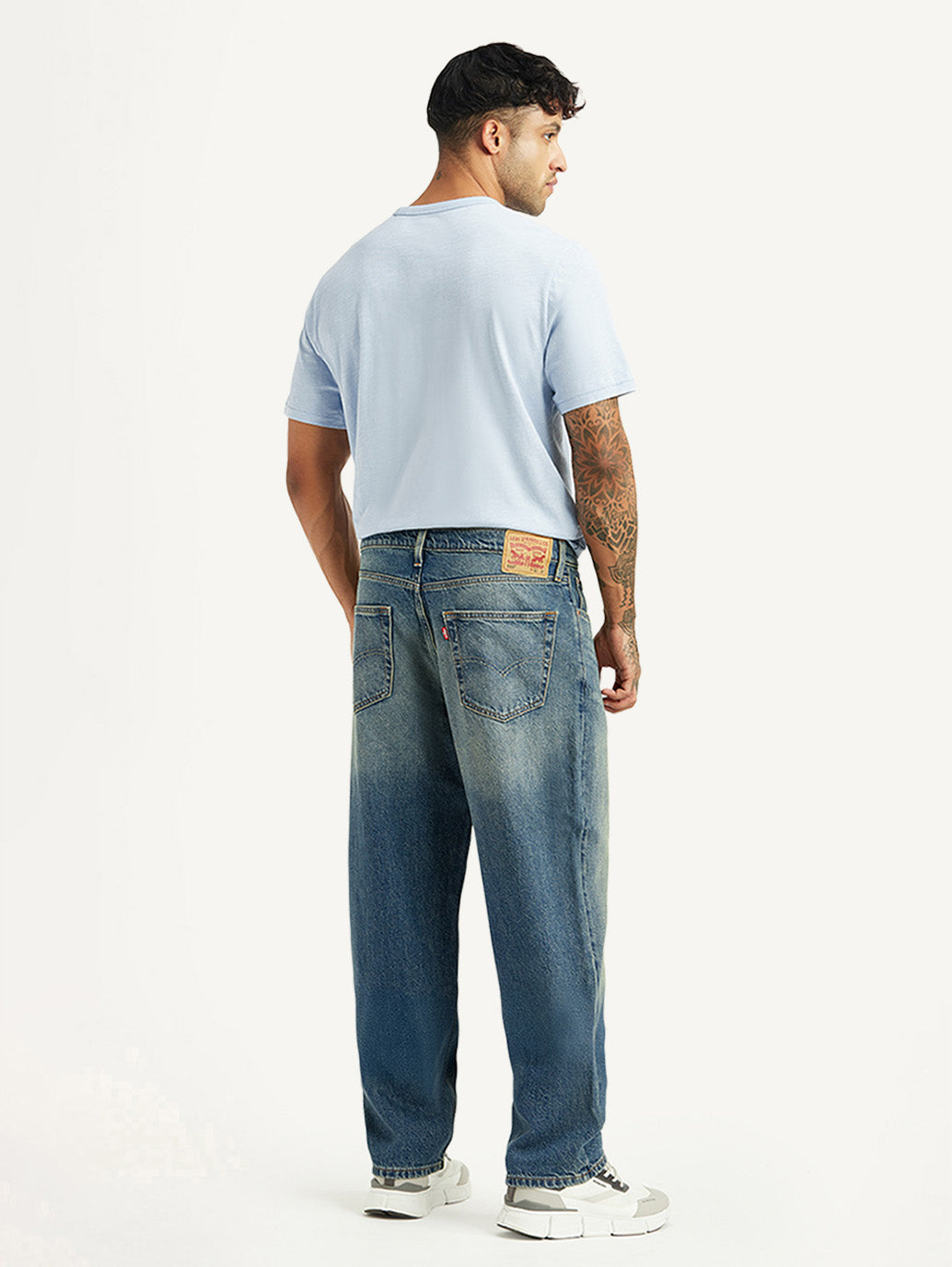 Men's Tinted 568 Blue Loose Fit Mid Rise Jeans - Back View