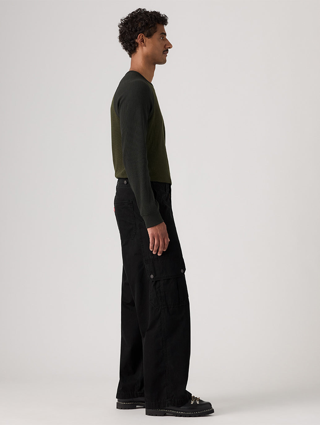 Levi's® Men's Extra Baggy Cargos - Side View