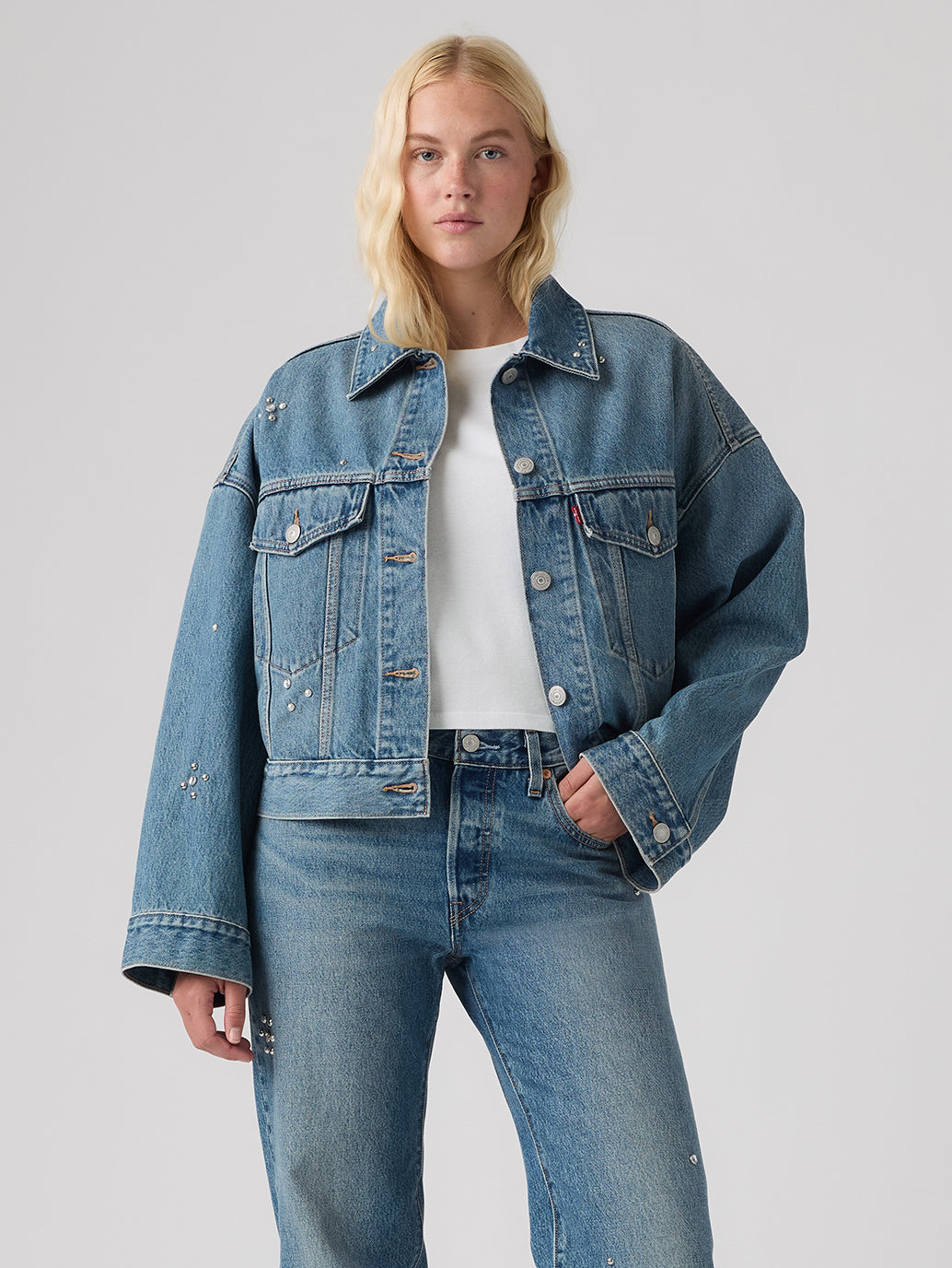 Levi's® Women's Loose Crop Trucker Jacket