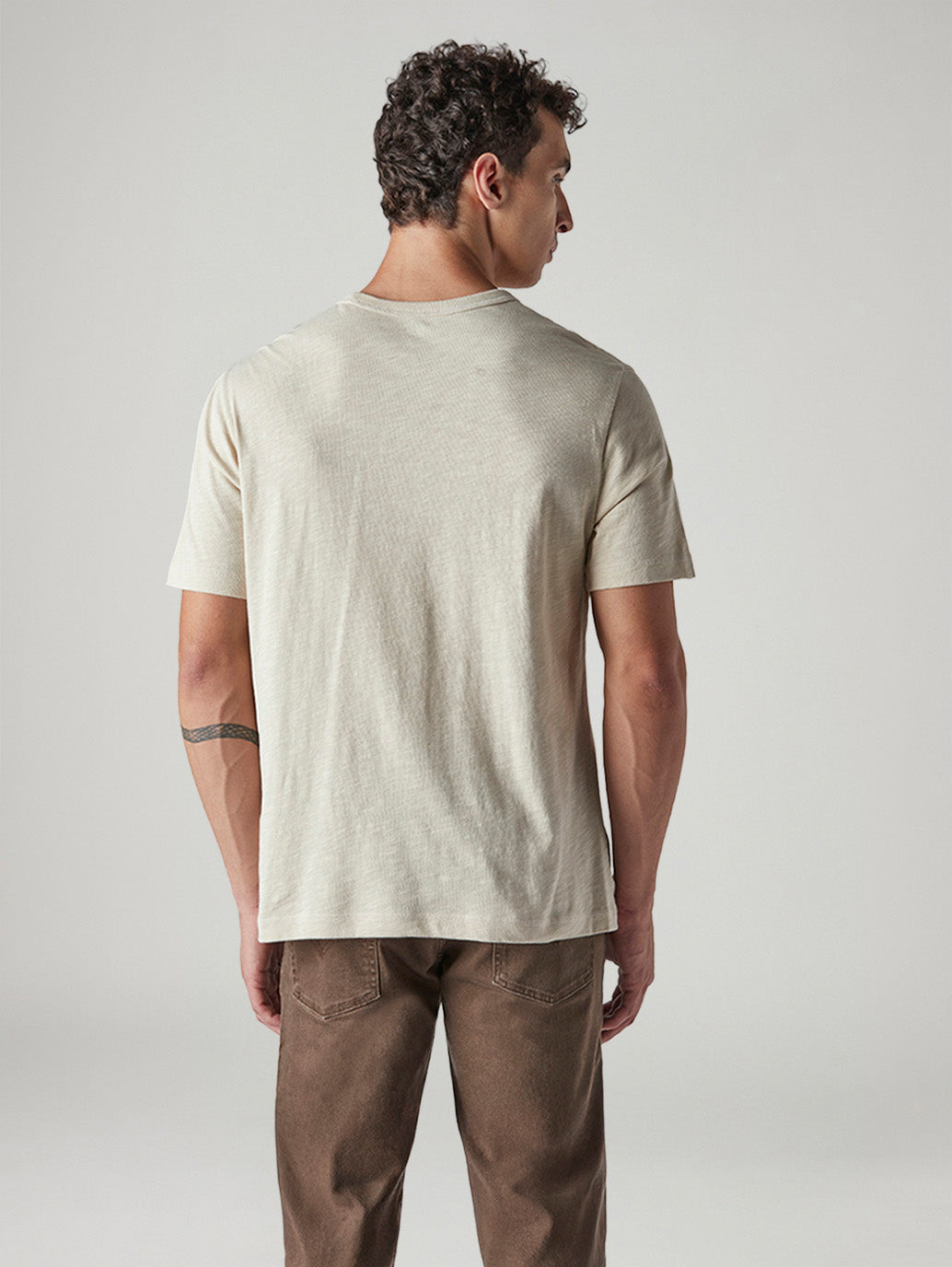 Men's Solid Regular Fit Jersey T-Shirt - Back View