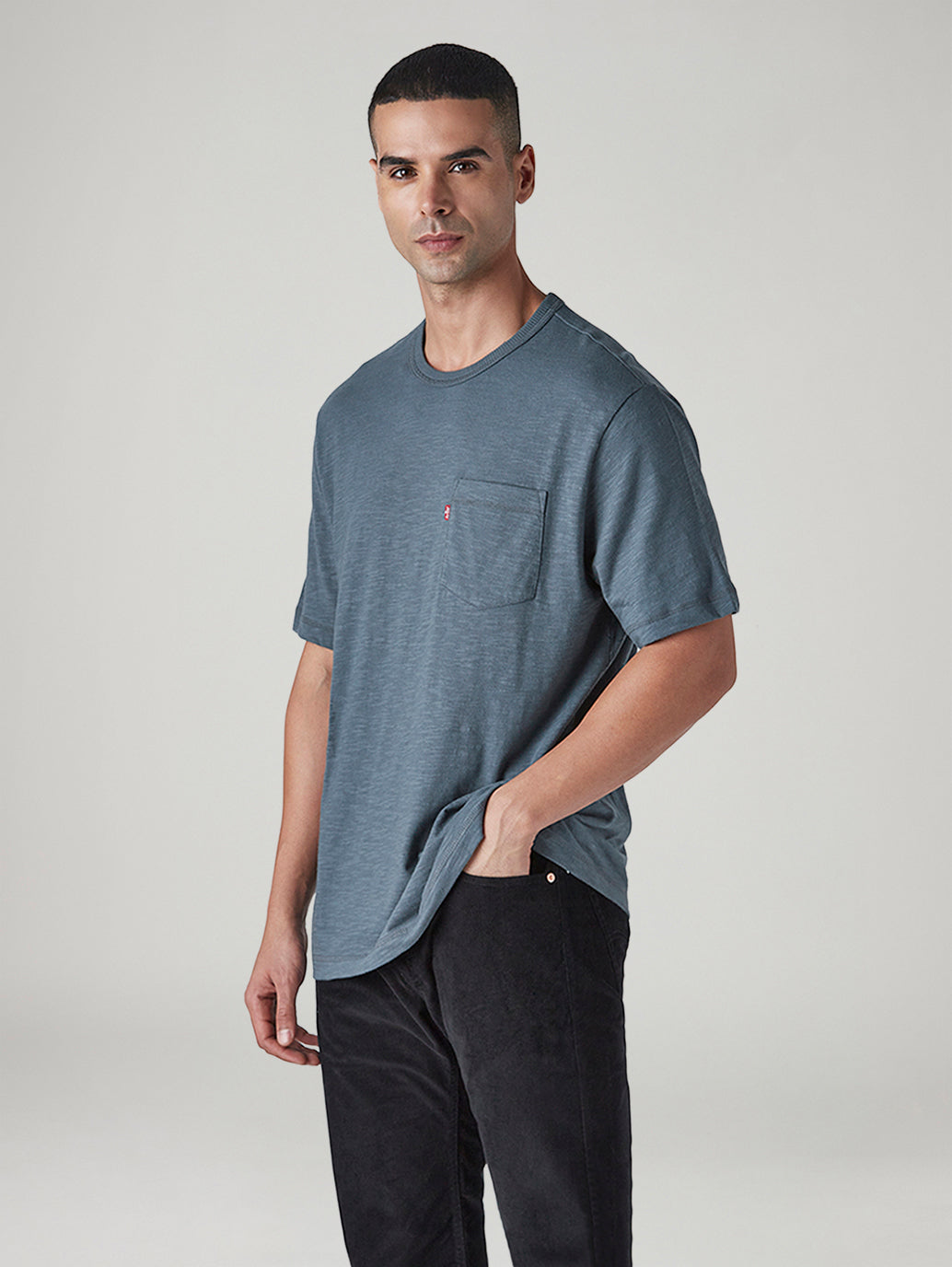 Men's Solid Regular Fit Jersey T-Shirt - Side View