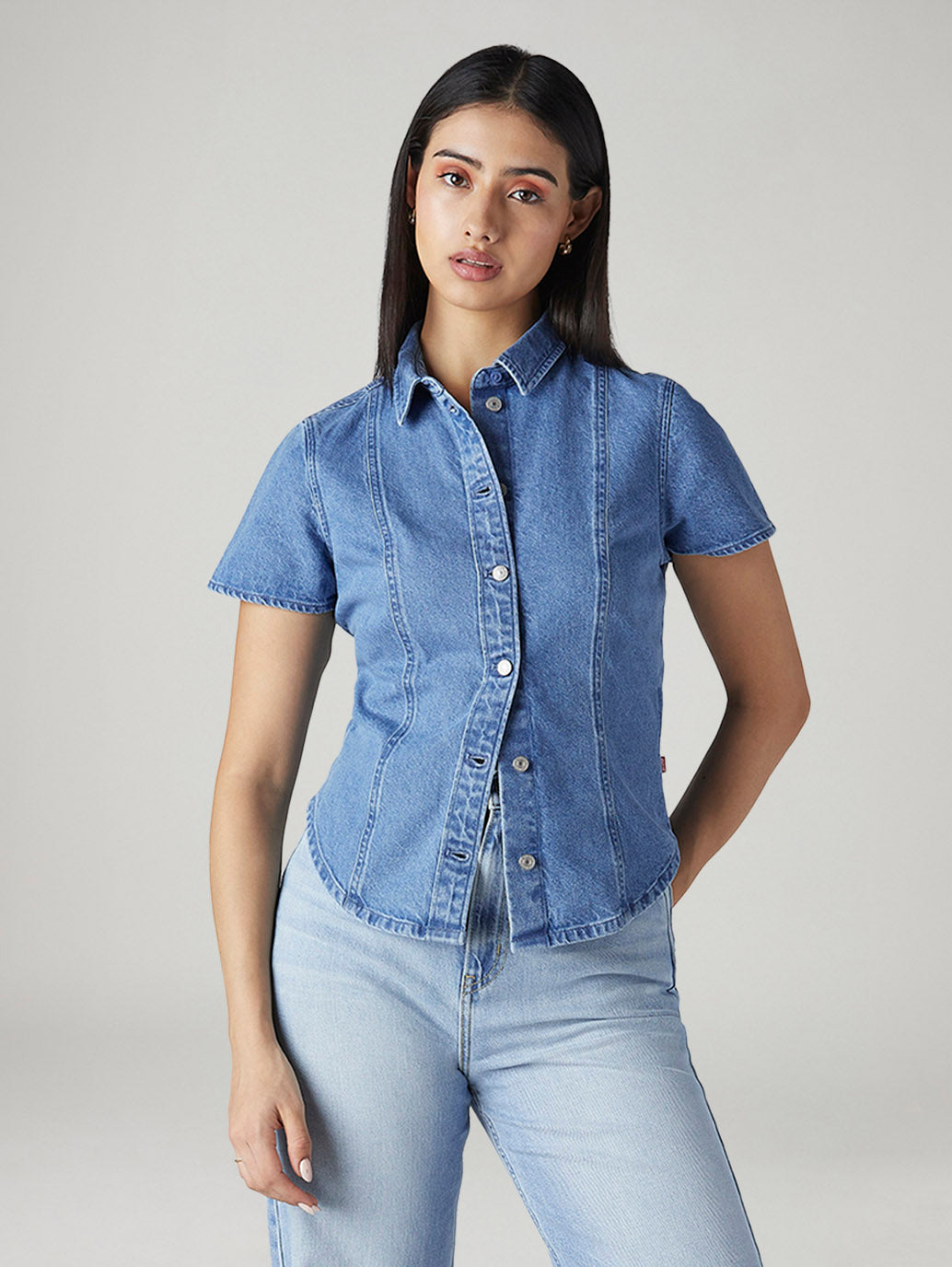 Women's Solid Regular Fit Shirt