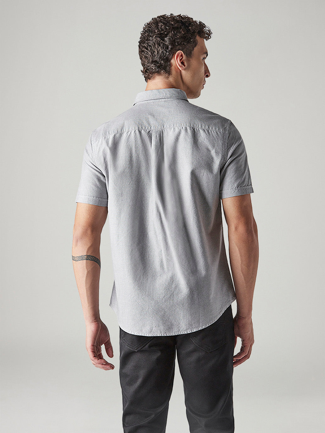 Men's Solid Slim Fit Oxford Shirt - Back View