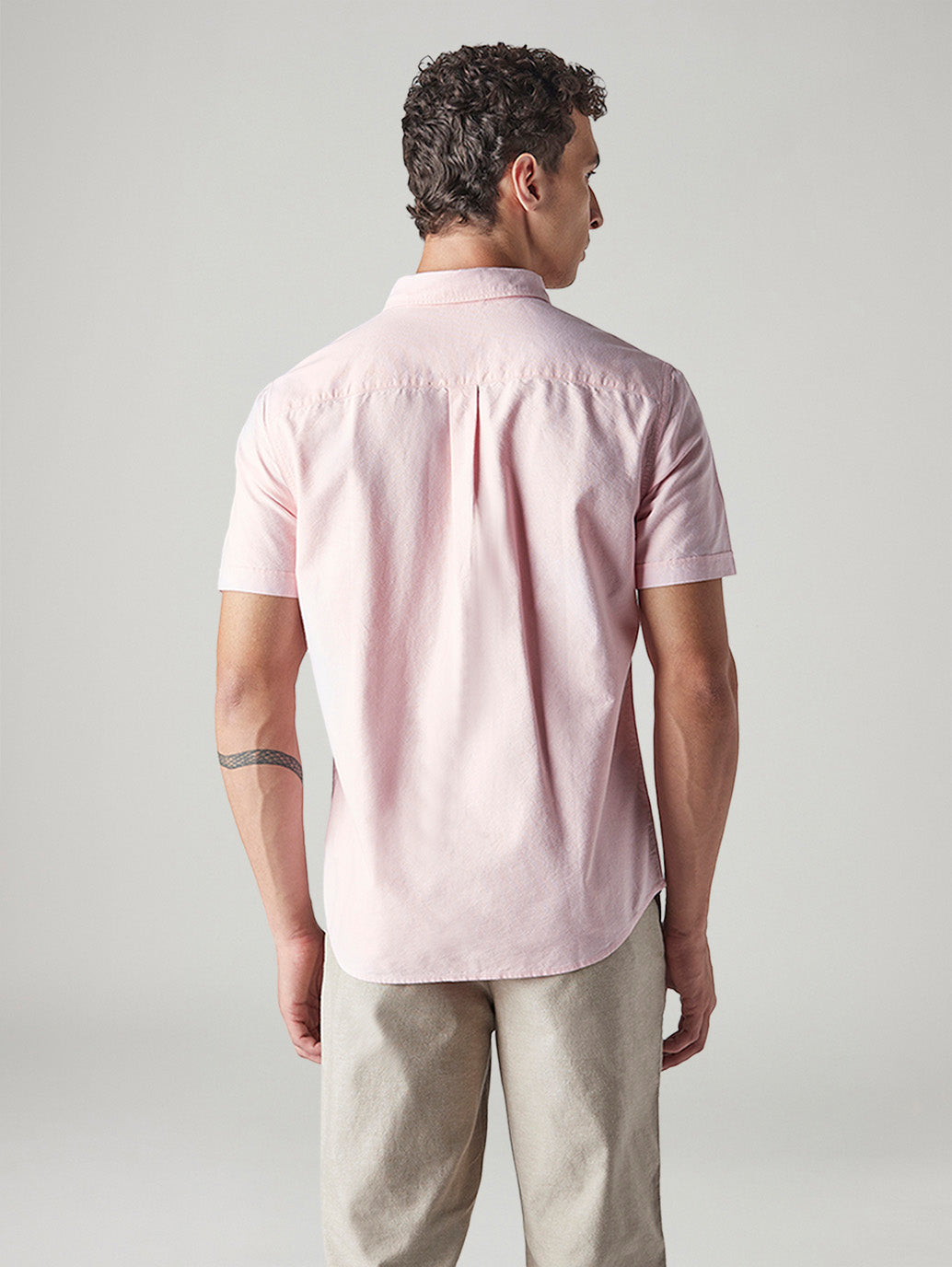 Men's Solid Slim Fit Oxford Shirt - Back View