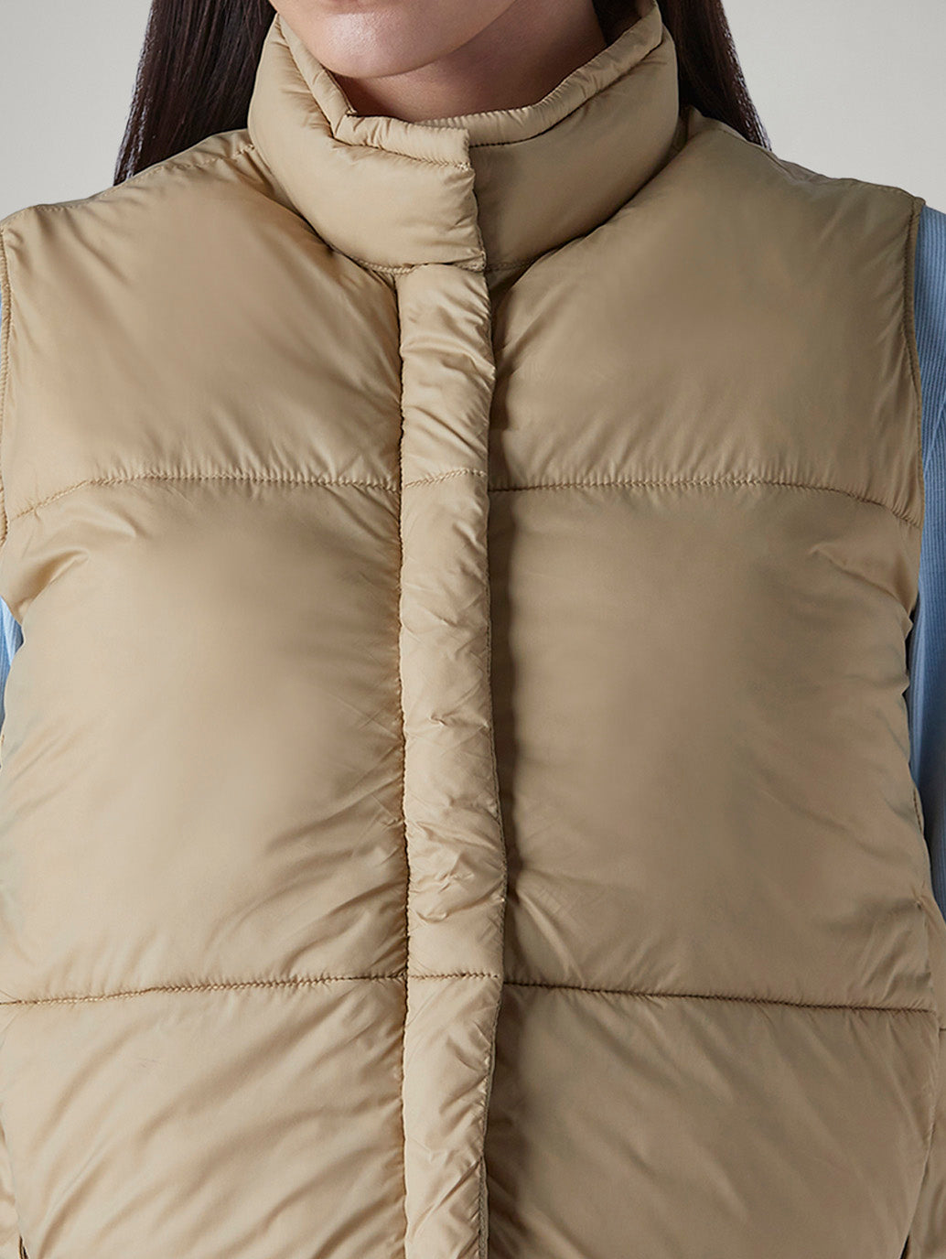 Women's Quilted Slim Fit Puffer Jacket - Detail View