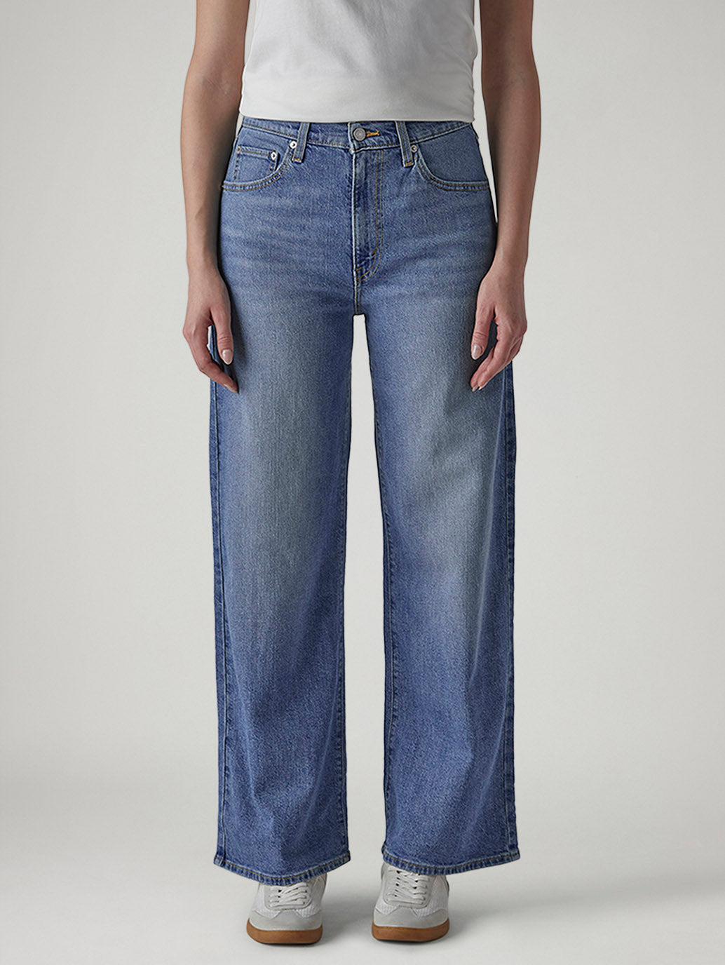 Women's Blue Wide Leg Fit High Rise Cinched Jeans - Front View