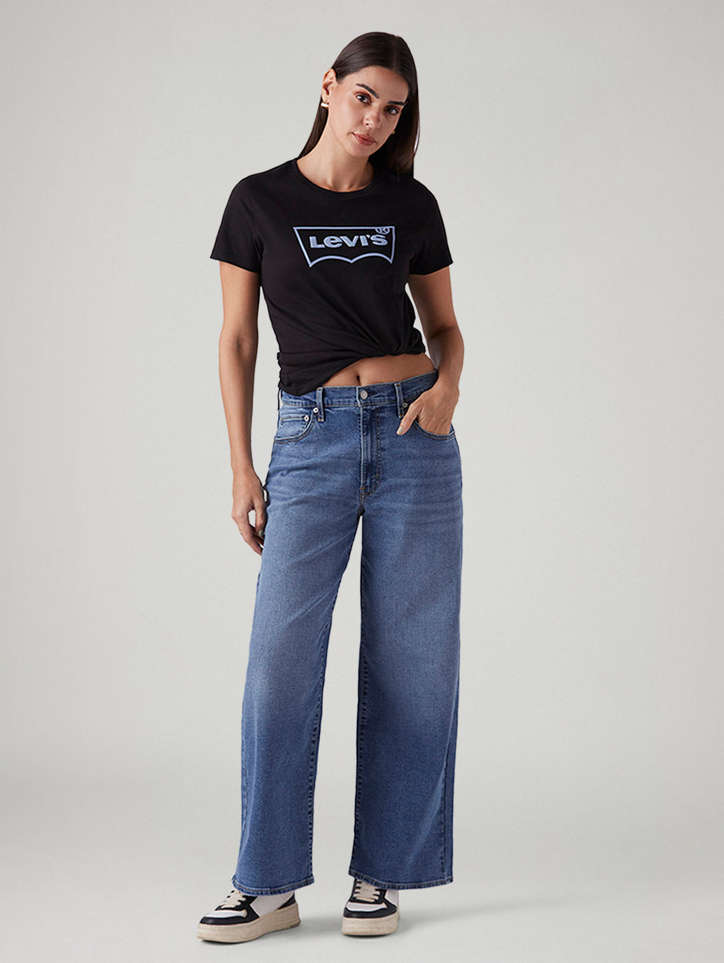 Women's Blue Wide Leg Fit Mid Rise Cinched Jeans