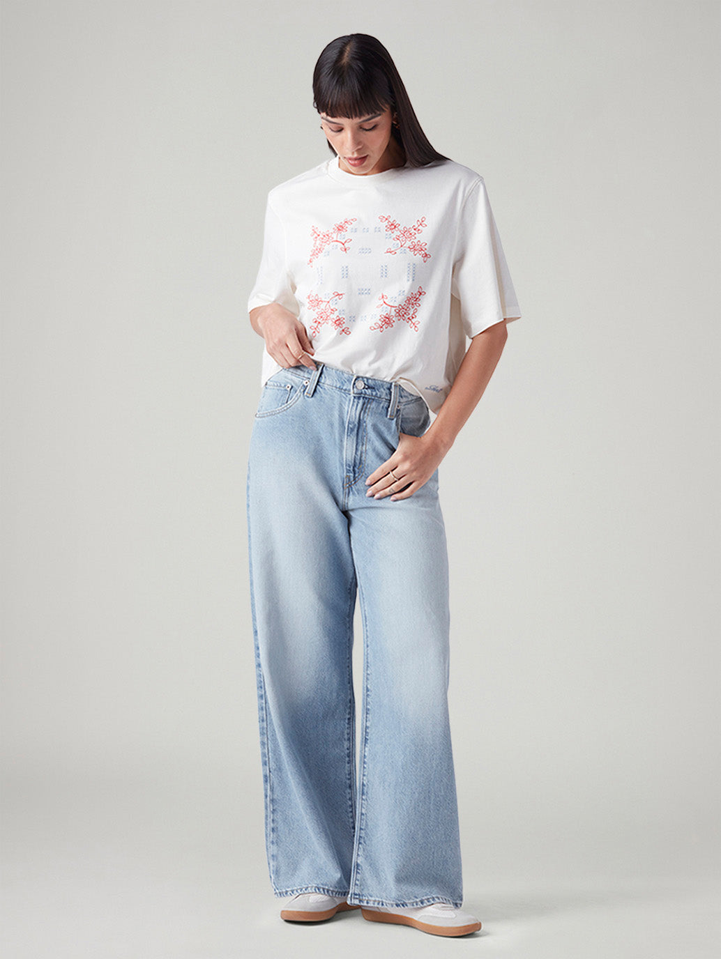 Women's Light Blue Wide Leg Fit High Rise Cinch Jeans