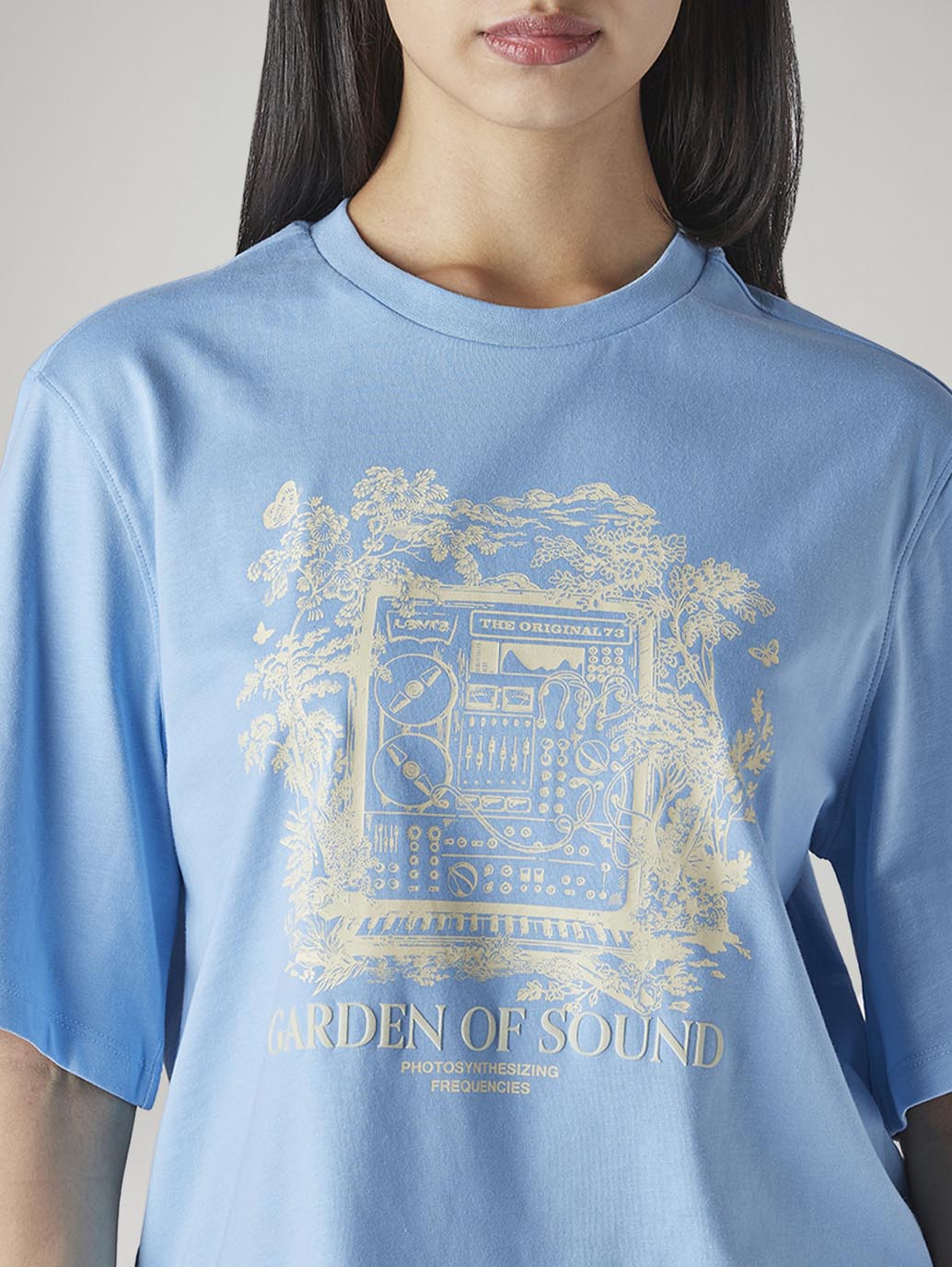 Women's Graphic Print Relaxed Fit T-Shirt - Detail View