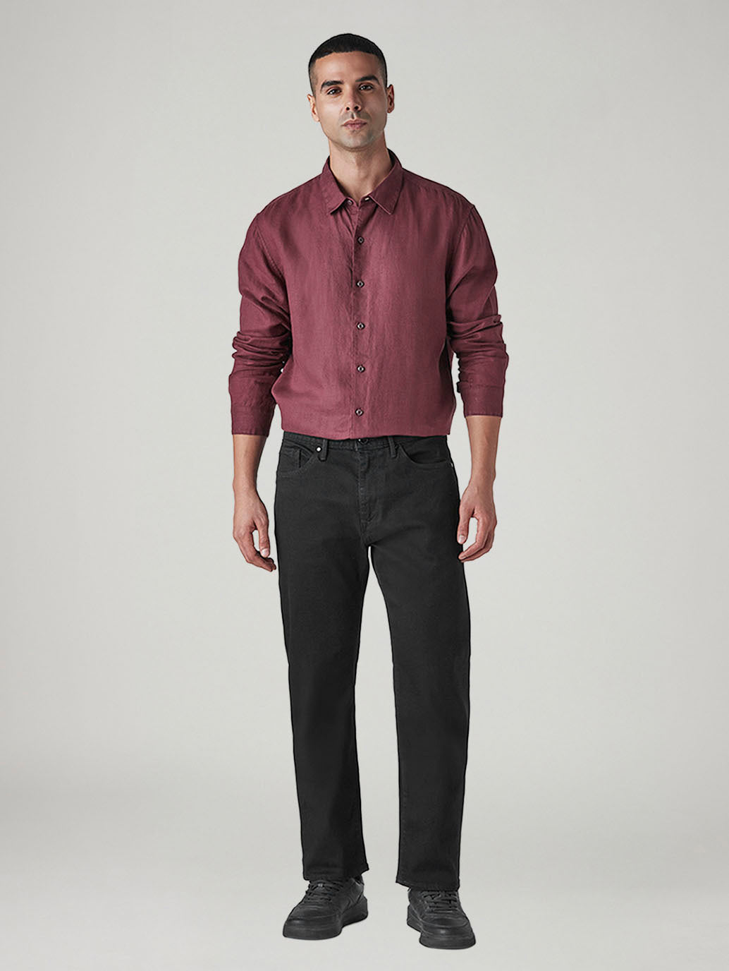 Men's 505 Black Straight Fit Mid Rise Redloop Jeans - Front View