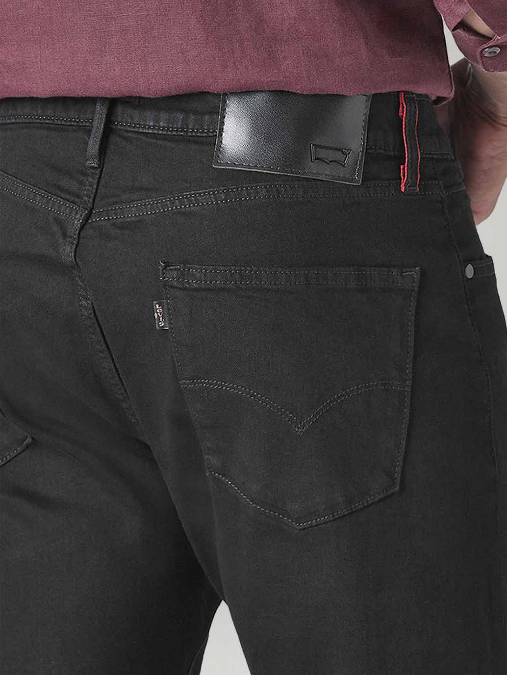 Men's 505 Black Straight Fit Mid Rise Redloop Jeans - Detail View