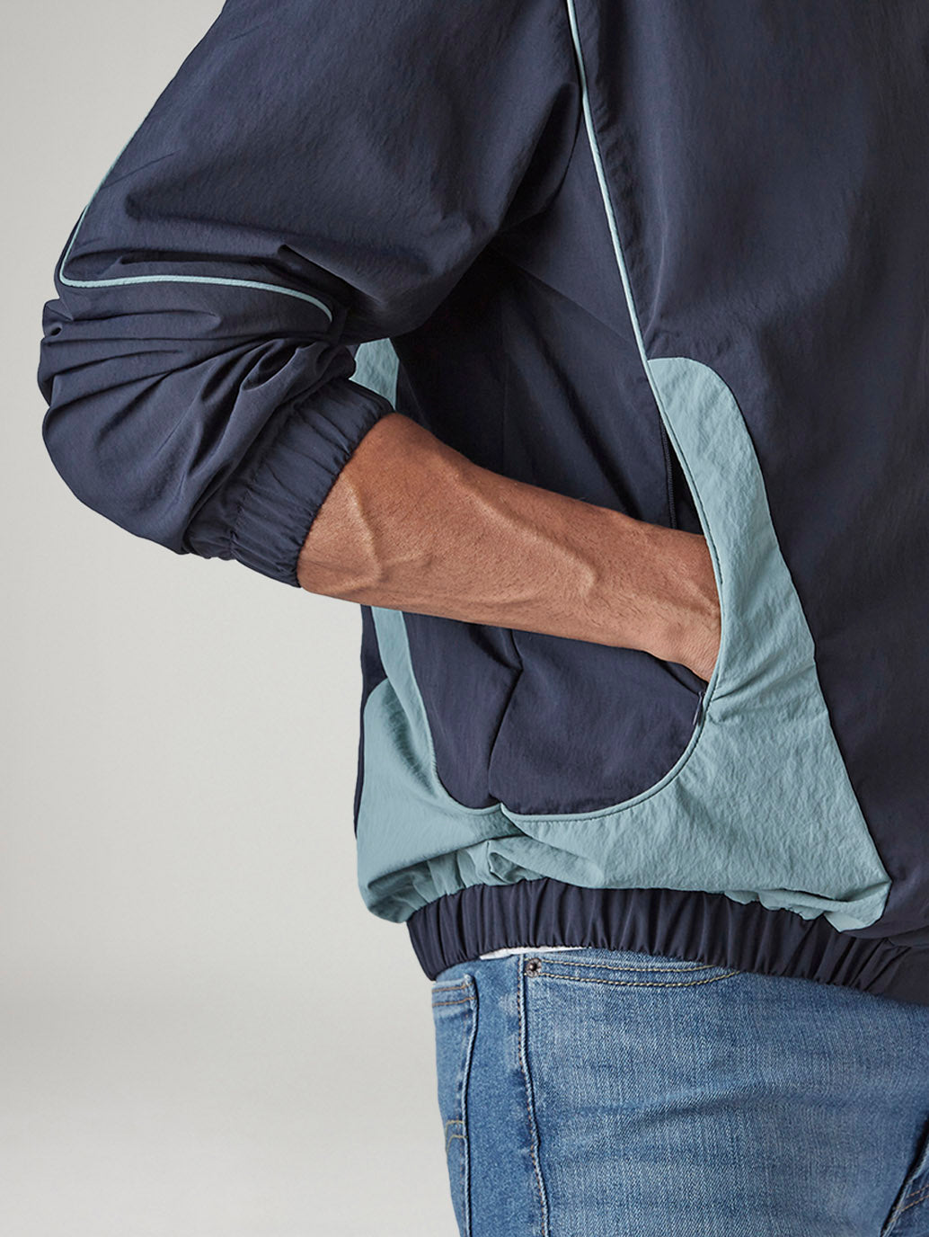 Men's Colorblock Relaxed Fit Jacket - Detail View