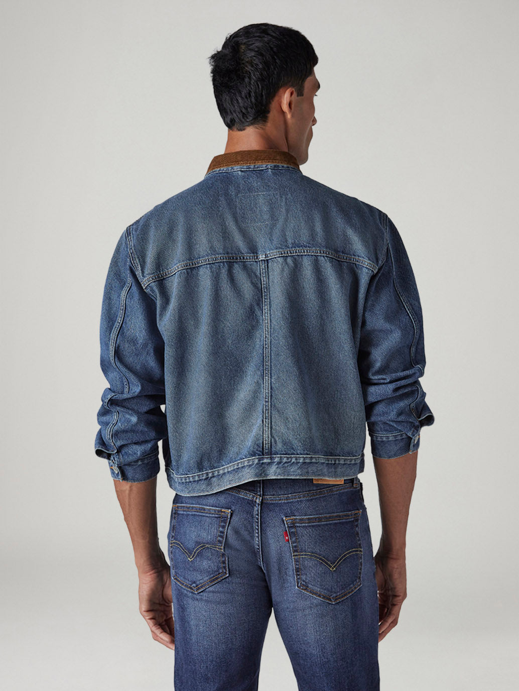 Men's Solid Regular Fit Trucker Jacket - Back View