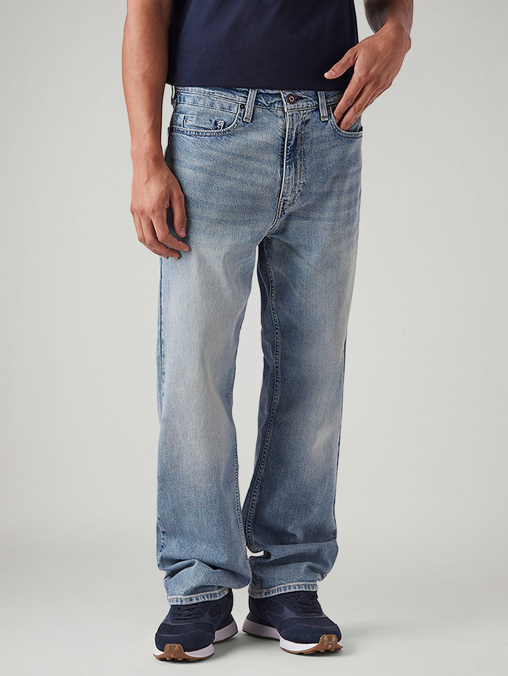 Men's 511 Light Blue Slim Fit Mid Rise Jeans - Front View