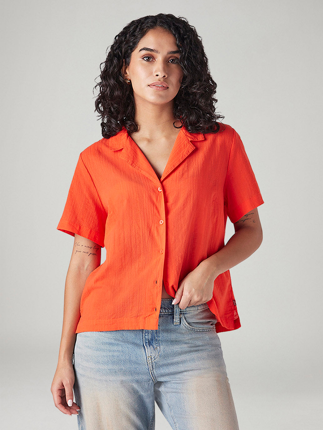 Women's Solid Regular Fit Shirt