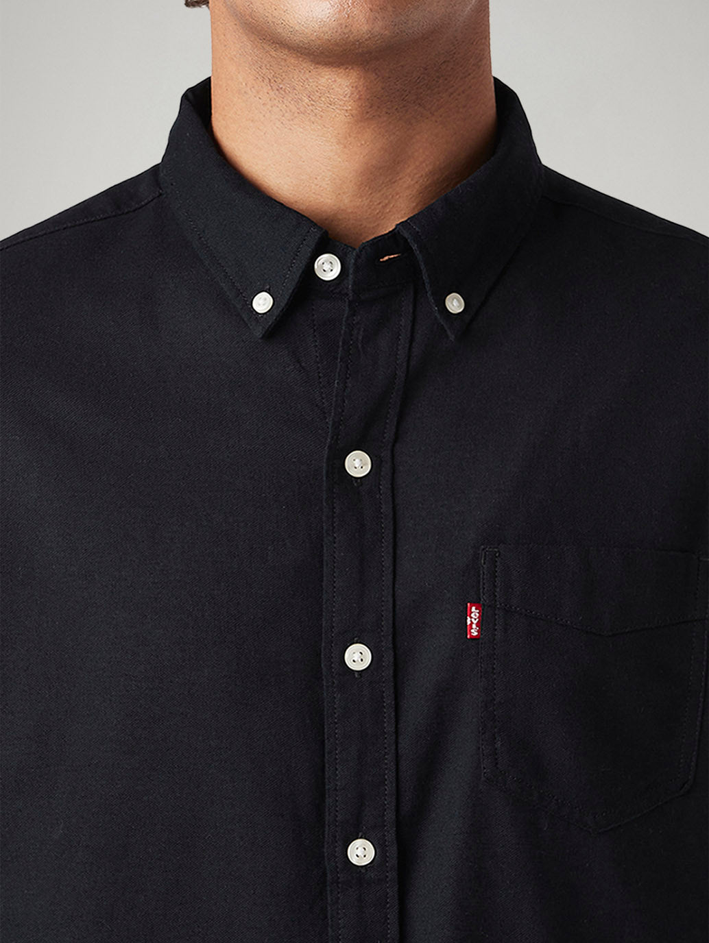 Men's Solid Slim Fit Oxford Shirt - Detail View