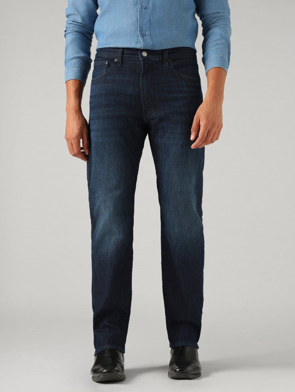 Men's Dark Blue Relaxed Straight Fit Mid Rise Commuter Jeans - Front View