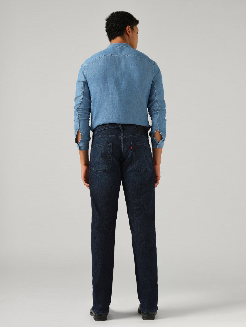 Men's Dark Blue Relaxed Straight Fit Mid Rise Commuter Jeans - Back View