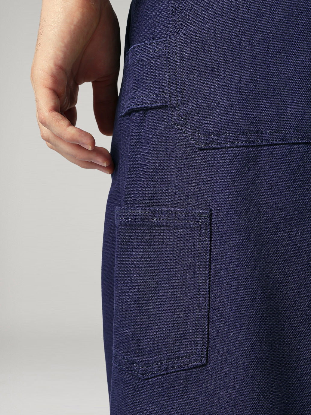 Men's 568 Blue Loose Fit Mid Rise Cargos - Detail View