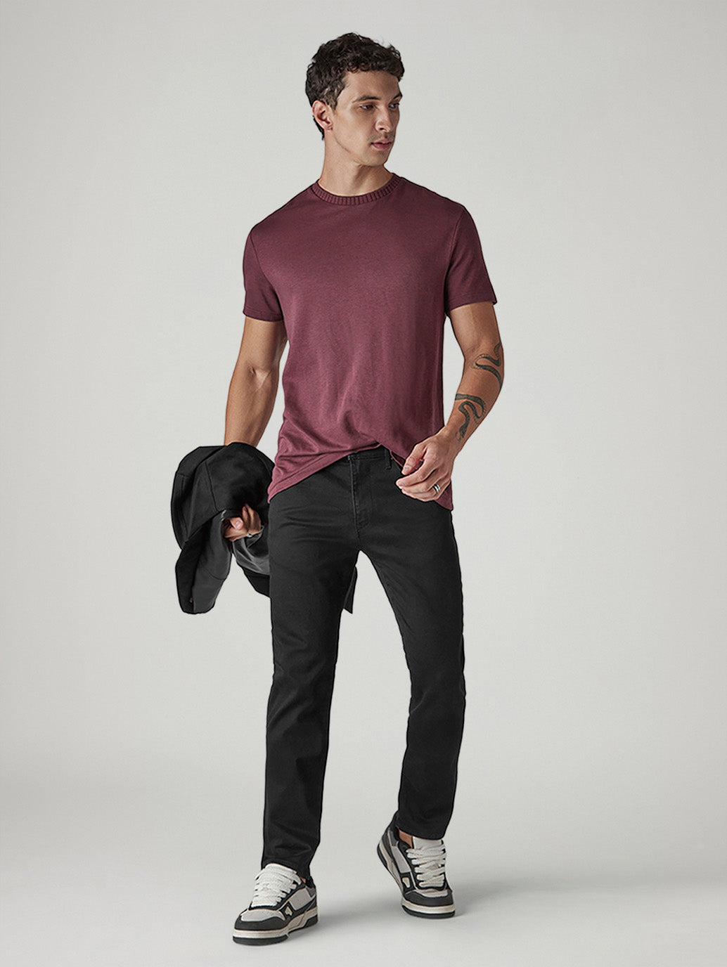 Men's 505 Black Straight Fit Mid Rise Redloop Jeans