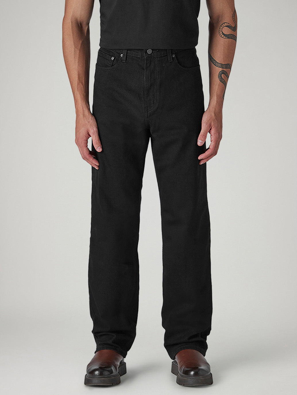 Men's 568 Mid Rise Loose Fit Cotton Stretch Blend Jeans - 20 View