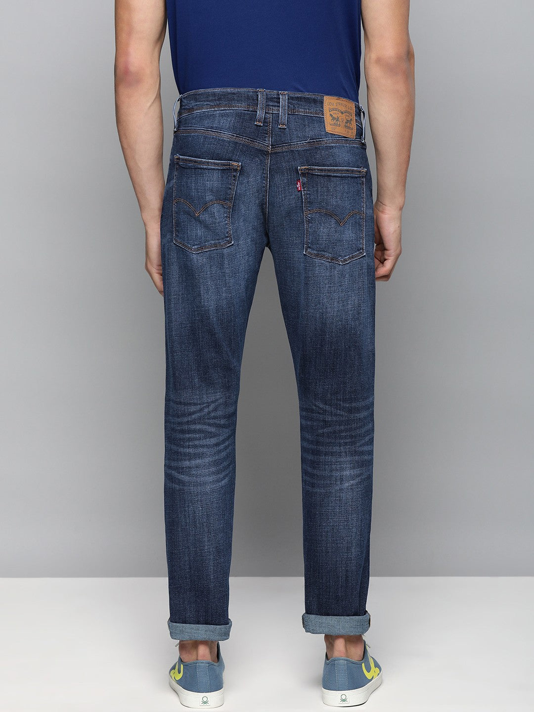 Men's 512 Blue Slim Tapered Fit Mid Rise Jeans - 023318fe-e13d-47c1-90ef-8af3a85688491670330635935-Levis-Men-Blue-512-Slim-Tapered-Fit-Light-Fade-Stretchable-J-4 View