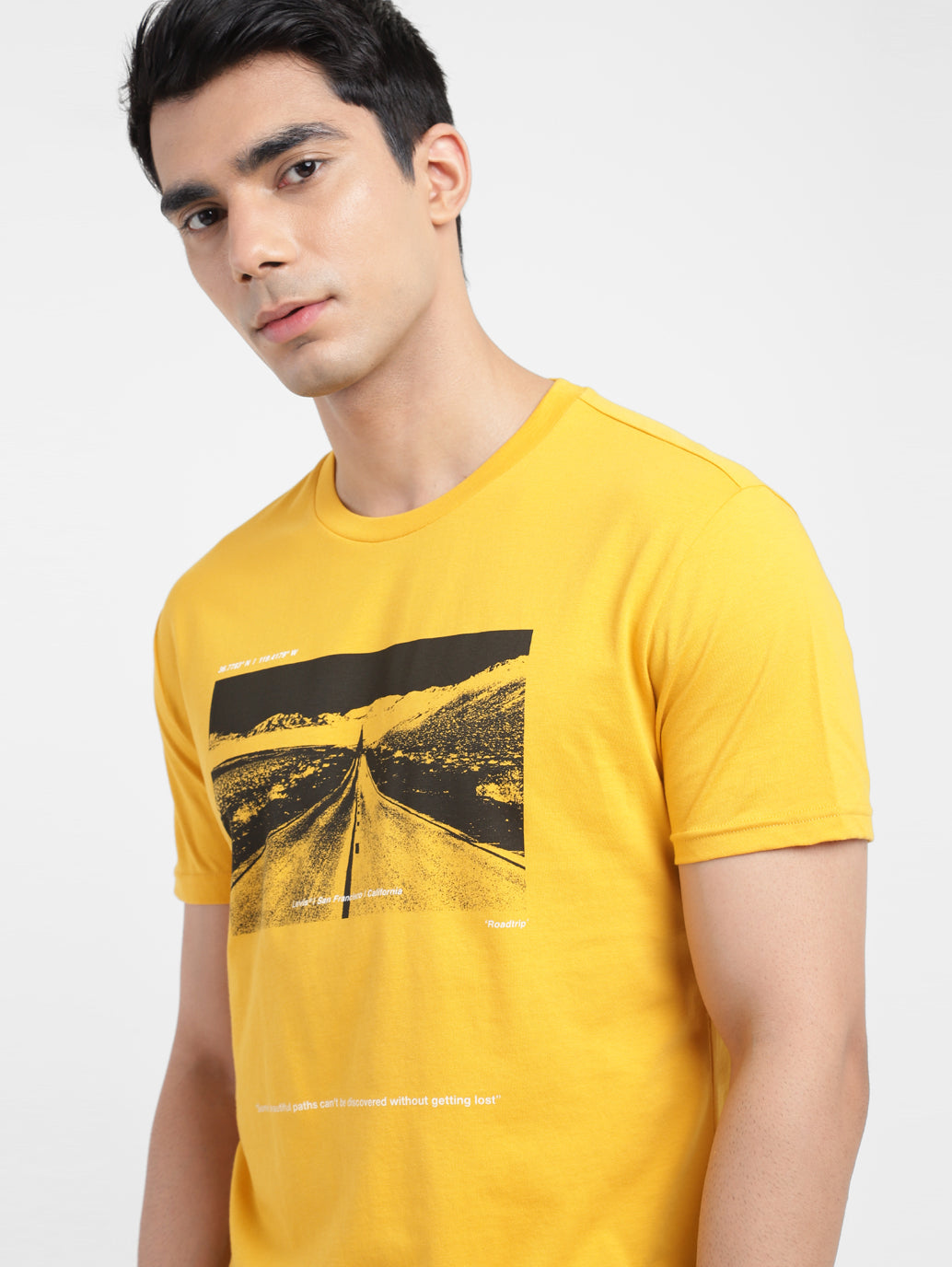 Men's Graphic Print Regular Fit T-shirt - 69e83363-7d11-4239-b058-e771200b9d05 View