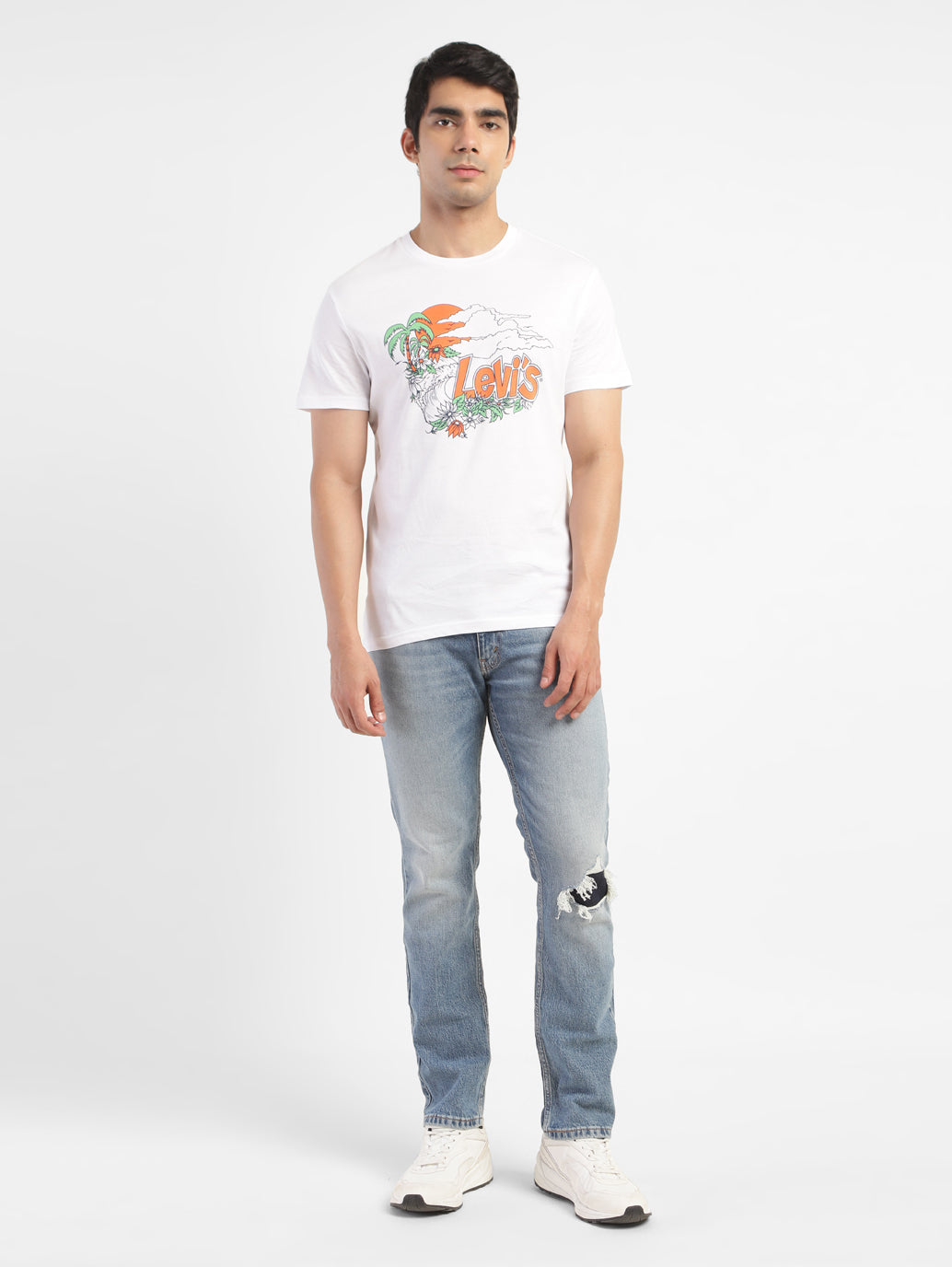 Men's Graphic Print Regular Fit T-shirt White - 97db7f12-8f73-4fbb-9d18-2271dcf42fa1 View