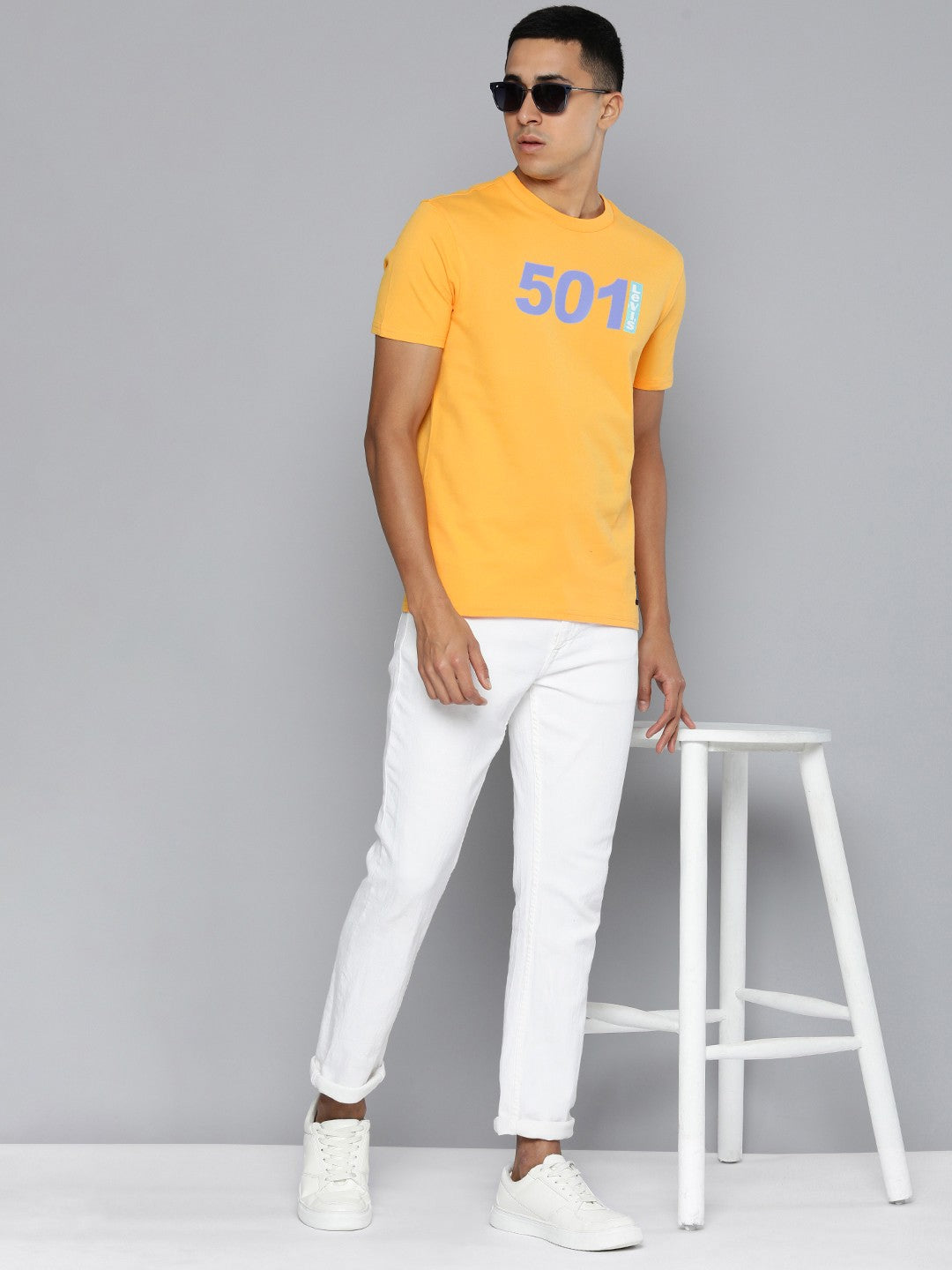 Men's Graphic Print Round Neck T-shirt - StyleDetails View
