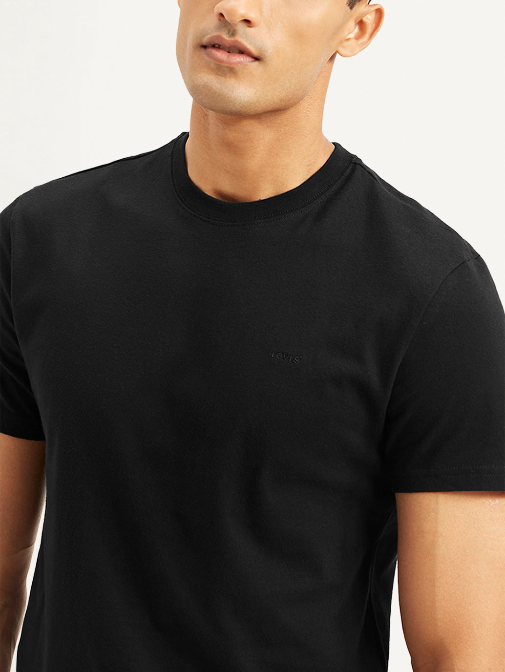 Men's Solid Slim Fit T-shirt - 452ca374-1c5c-49e1-bc77-8f4ba3d05670 View