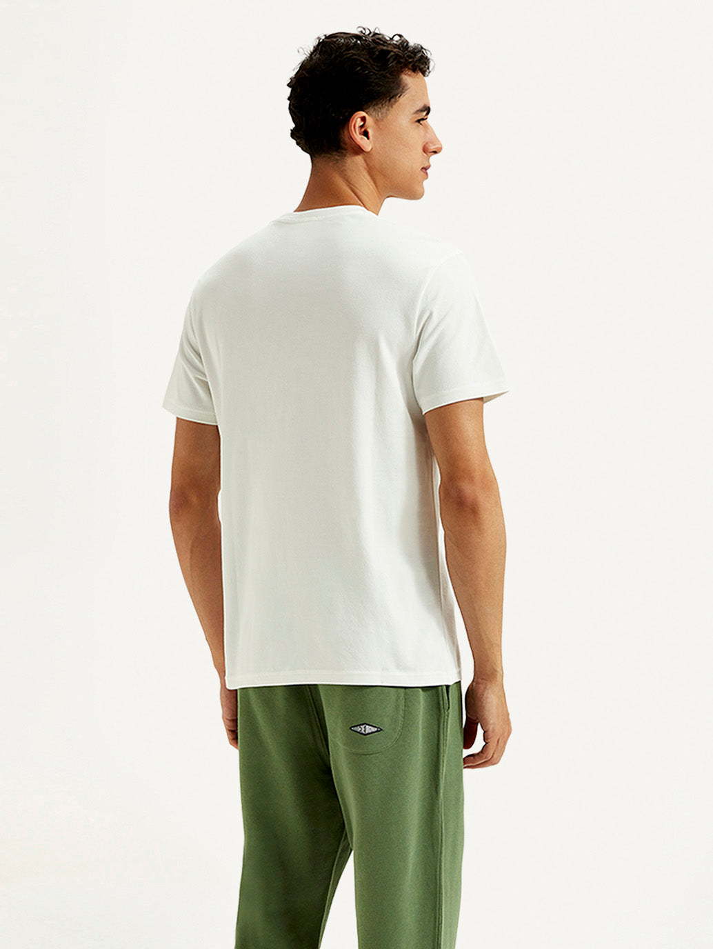 Men's Solid Slim Fit T-shirt - Back View