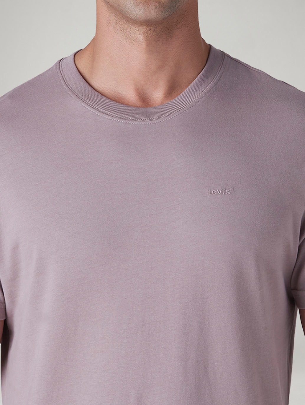Men's Solid Slim Fit Jersey T-Shirt - Detail View