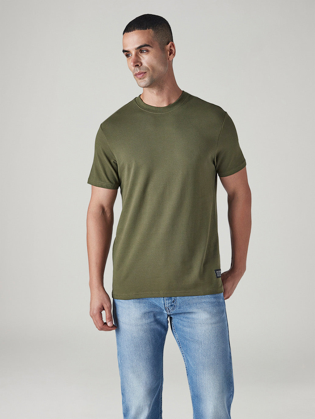 Men's Solid Slim Fit Pique T-Shirt - Front View