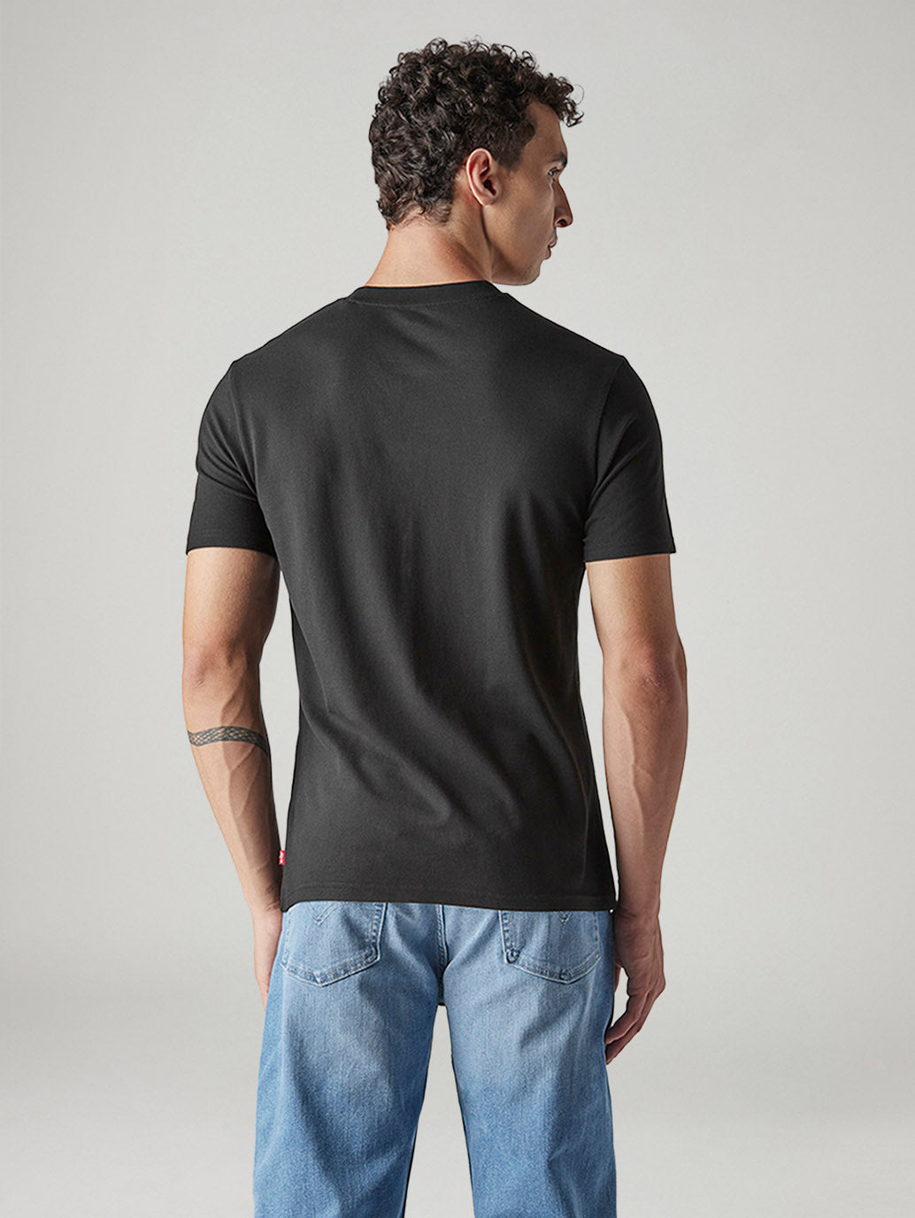 Men's Solid Slim Fit Pique T-Shirt - Back View