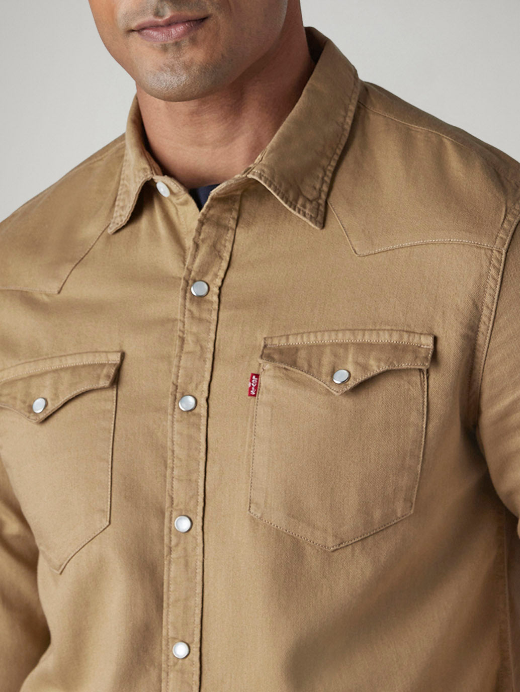 Men's Solid Slim Fit Denim Overdyed Shirt - Detail View