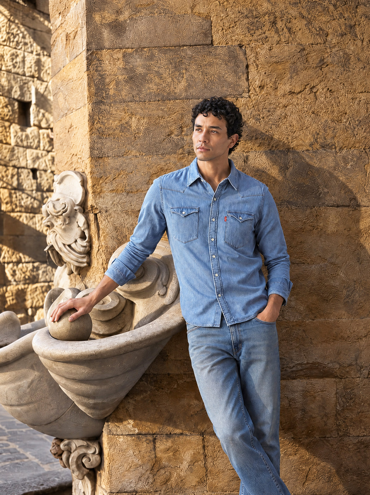 Men's Solid Slim Fit Denim Shirt