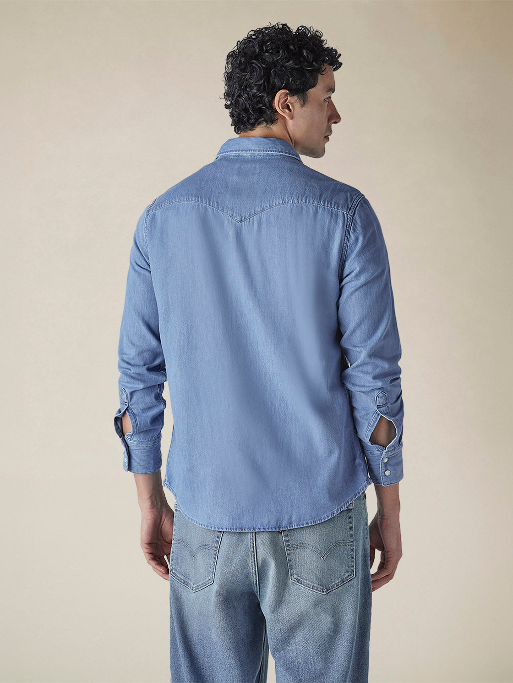 Men's Solid Regular Fit Denim Shirt - 1a2cac86-0681-450d-bc84-0107b6b09388 View