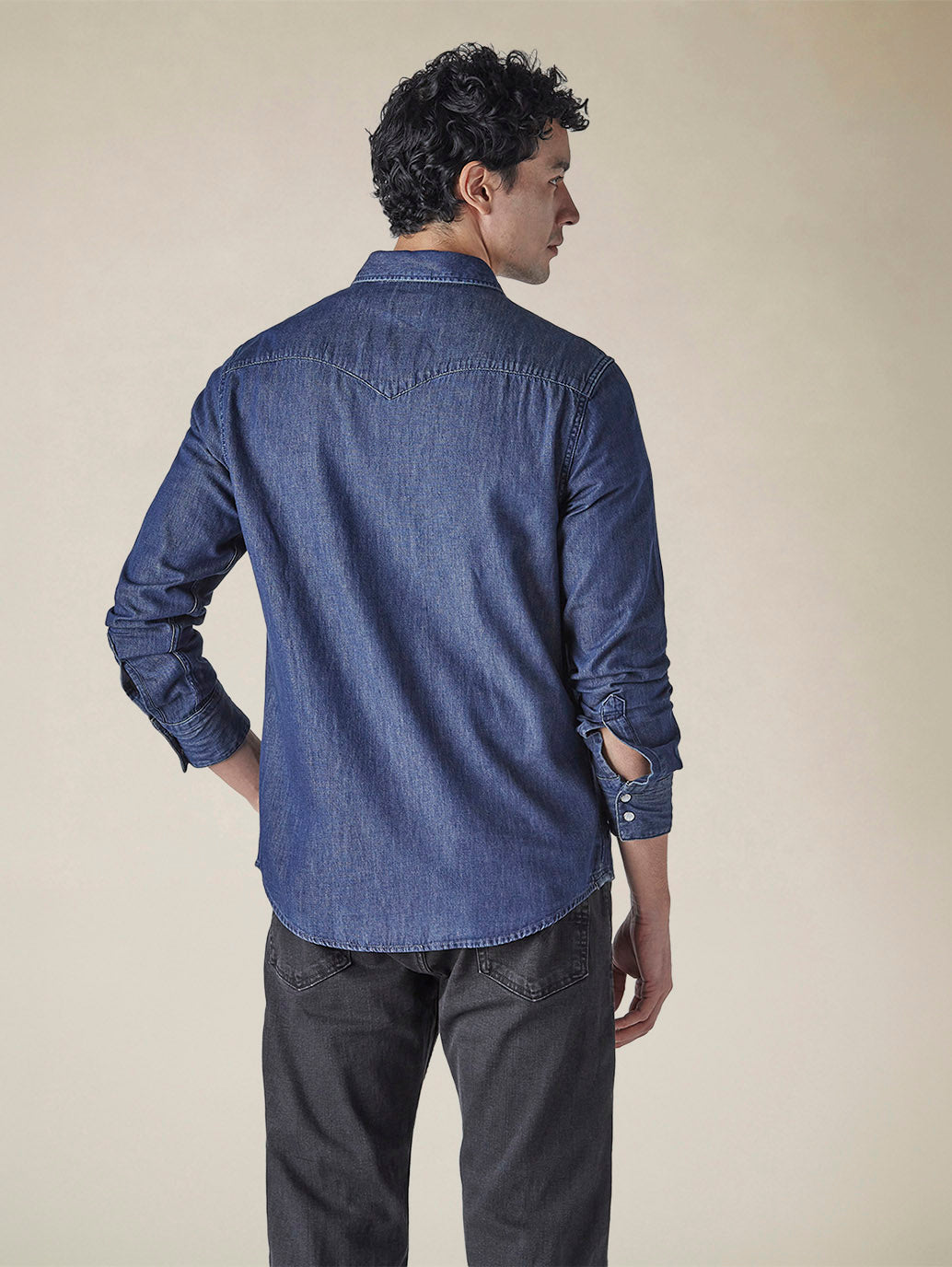 Men's Solid Regular Fit Denim Shirt - ccb6424b-9a69-4920-ac1b-4d6b2a43850f View